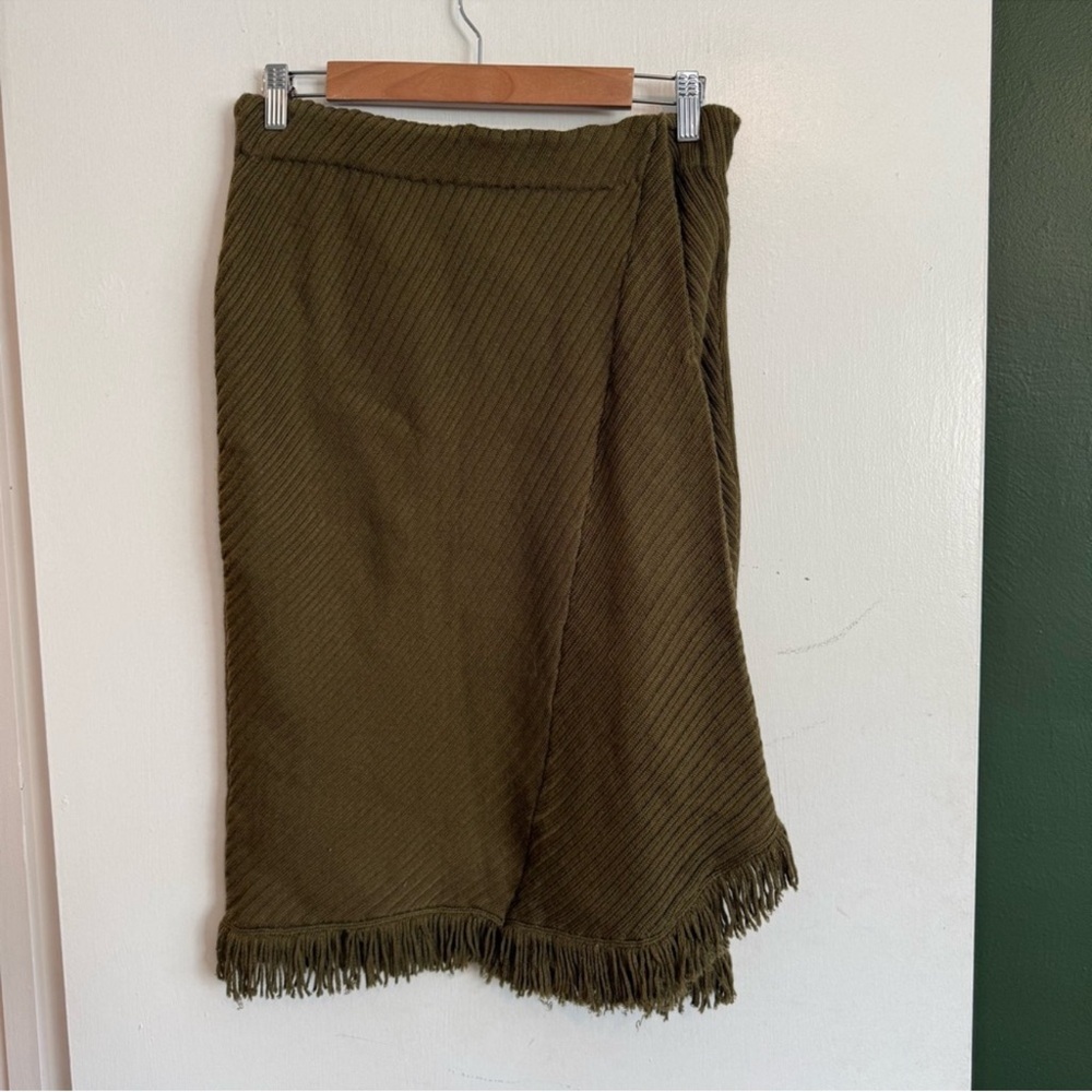 Anthropologie Rosie Niera Green Knit Fringe sweater Skirt 
size small